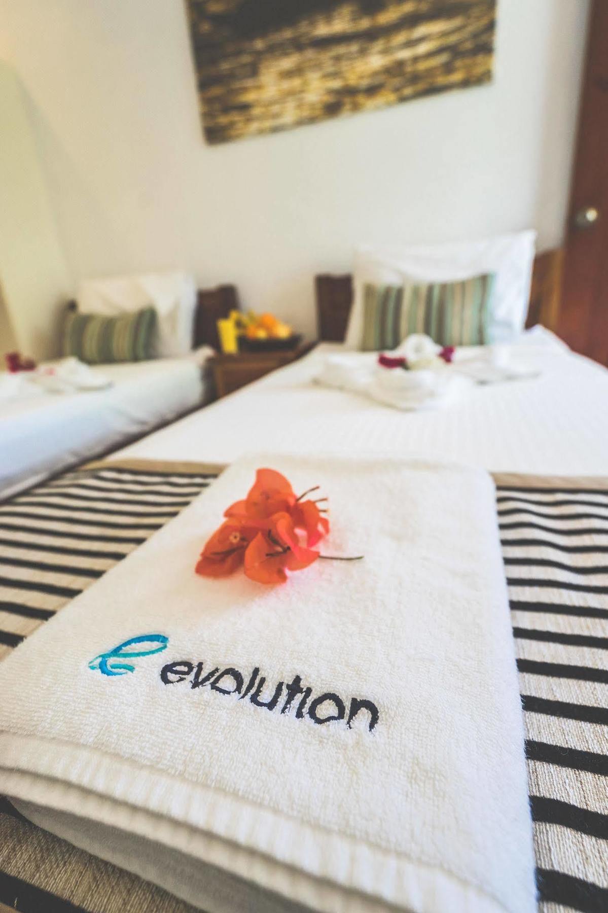 Evolution Dive And Beach Resort Logon Dış mekan fotoğraf
